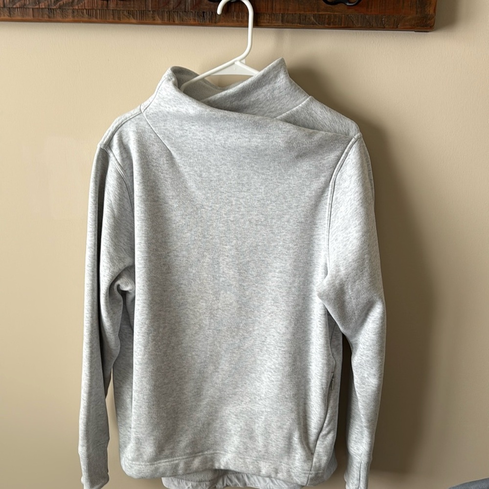 Athleta sweatshirt